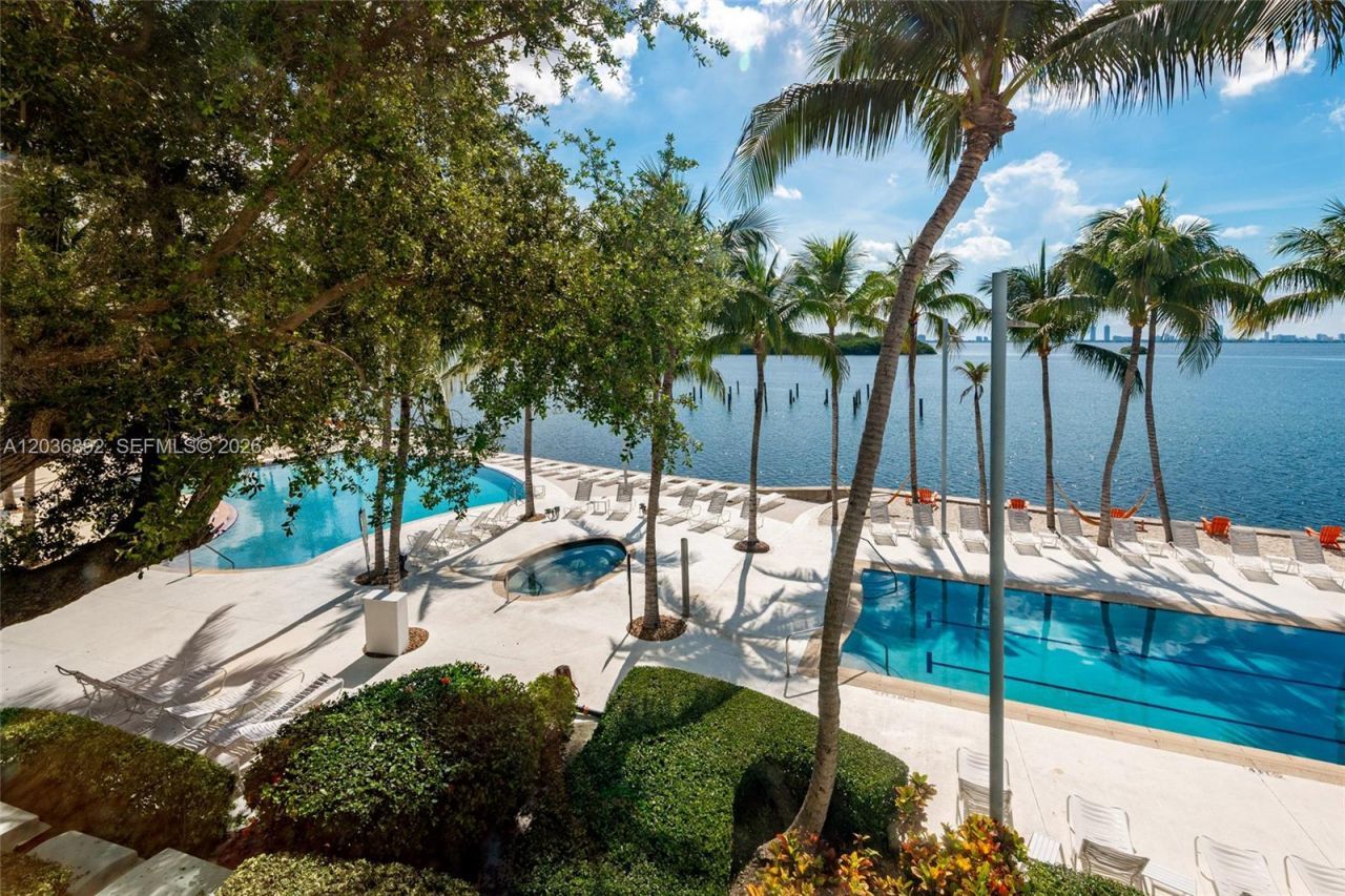 777 NE 62nd St , Unit C302, Miami, FL 33138 Photo