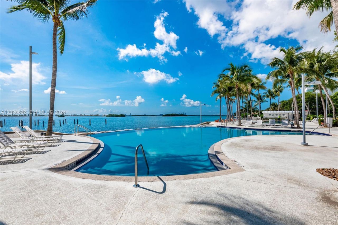 777 NE 62nd St, Unit C302, Miami, FL 33138 Photo