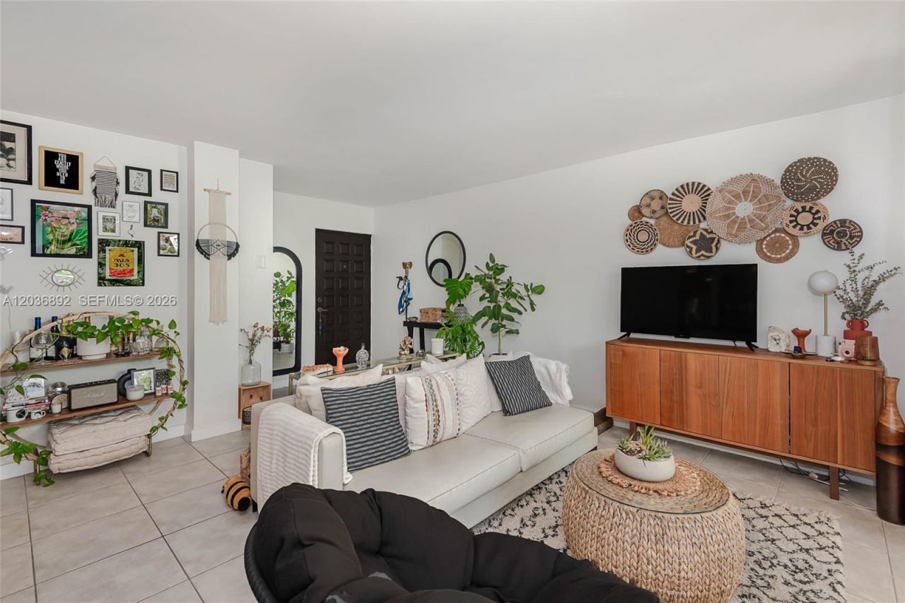 777 NE 62nd St , Unit C302, Miami, FL 33138 Photo