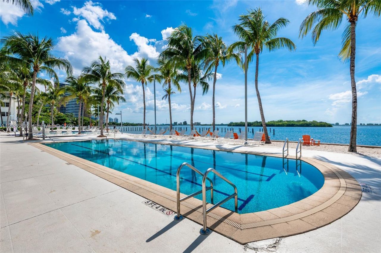 777 NE 62nd St, Unit C302, Miami, FL 33138 Photo