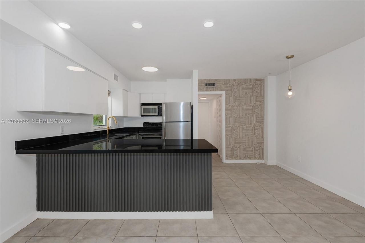 777 NE 62nd St, Unit C302, Miami, FL 33138 Photo