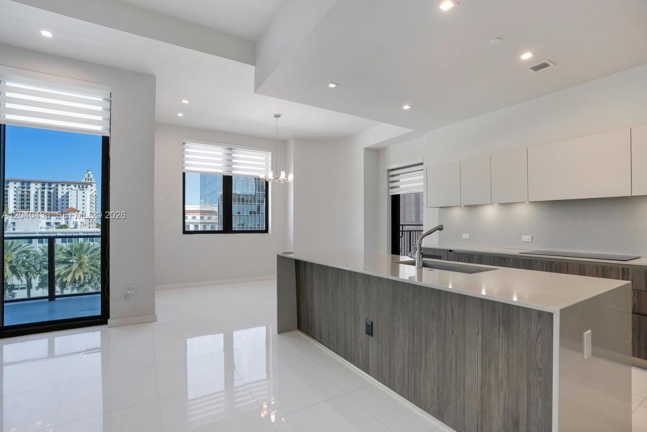 275 Giralda Ave, Unit 6C, Coral Gables, FL 33134 Photo