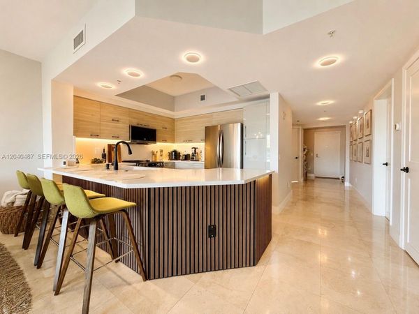 15051 Royal Oaks Ln , Unit 303, North Miami, FL 33181