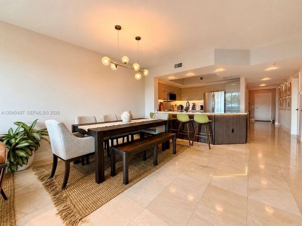 15051 Royal Oaks Ln , Unit 303, North Miami, FL 33181