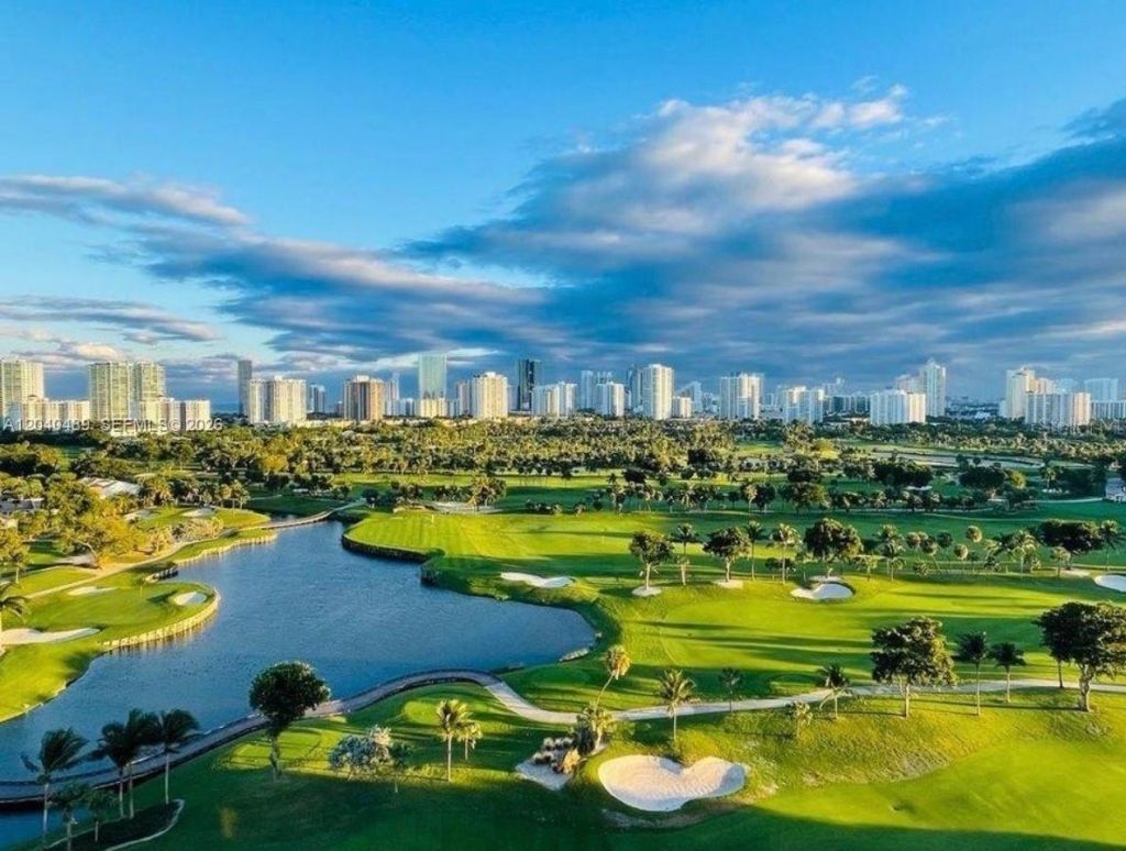 20500 W Country Club Dr, Unit 109, Aventura, FL 33180 Photo