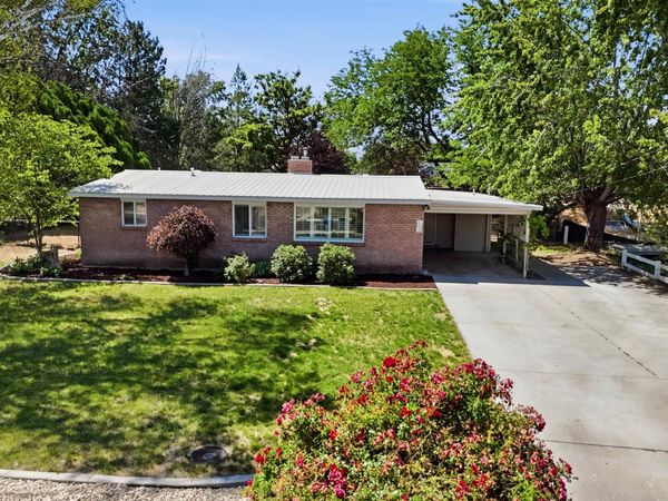 1725 E Sherman Ave, Nampa, ID 83686