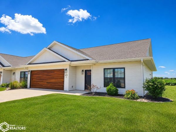 625 Layne Drive, Unit 2, West Burlington, IA 52655