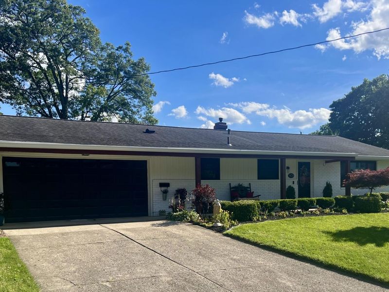 939 Torrence Drive, Springfield, OH 45503 Photo 1