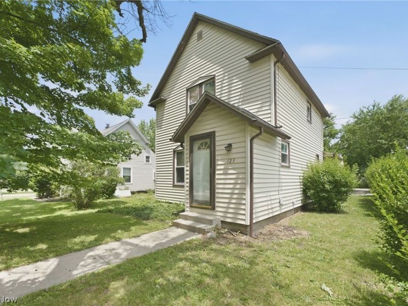 123 E State Street, Barberton, OH 44203 Photo 3