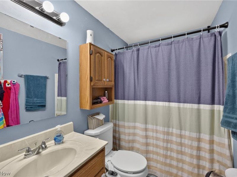 5415 Amherst Drive, Parma, OH 44129 Photo 29