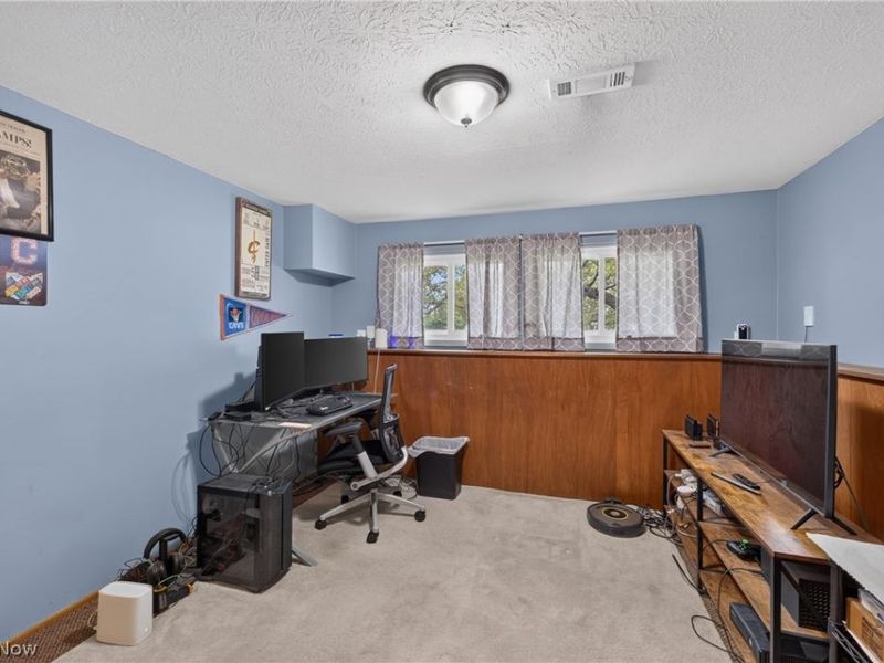 5415 Amherst Drive, Parma, OH 44129 Photo 38