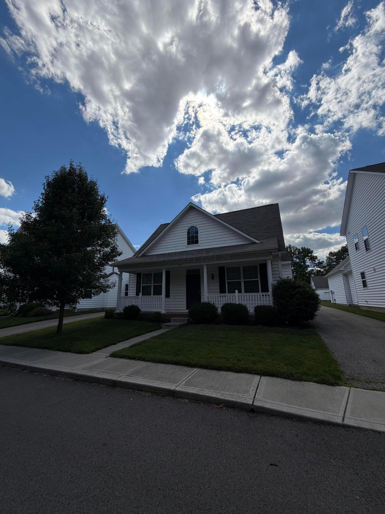 3997 Peregrine Pass Drive, Columbus, OH 43230 Main Photo