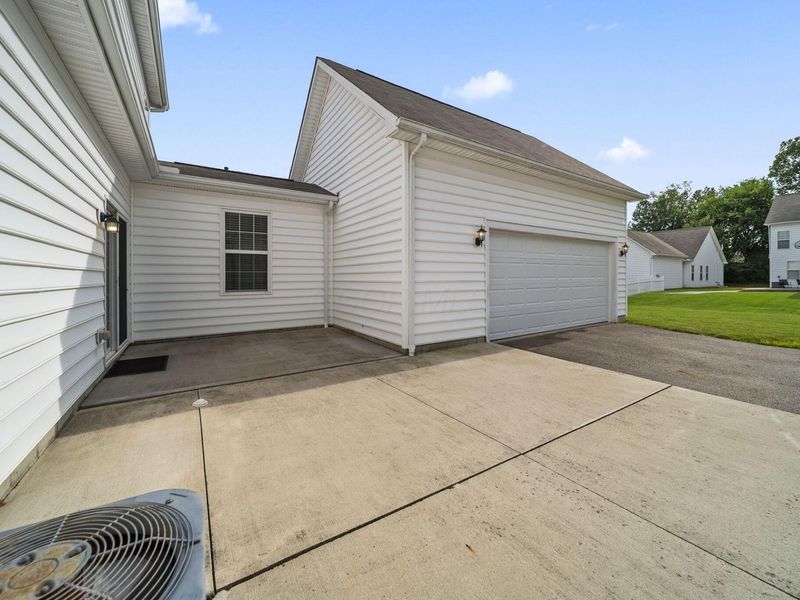 3997 Peregrine Pass Drive, Columbus, OH 43230 Photo 31