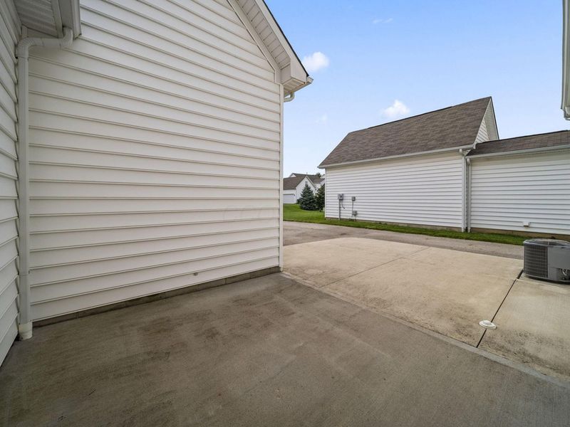 3997 Peregrine Pass Drive, Columbus, OH 43230 Photo 33