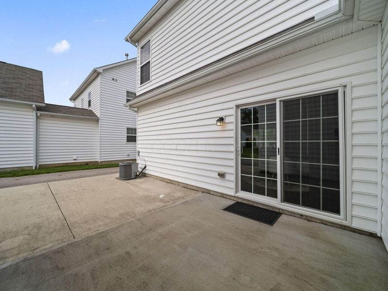 3997 Peregrine Pass Drive, Columbus, OH 43230 Photo 34