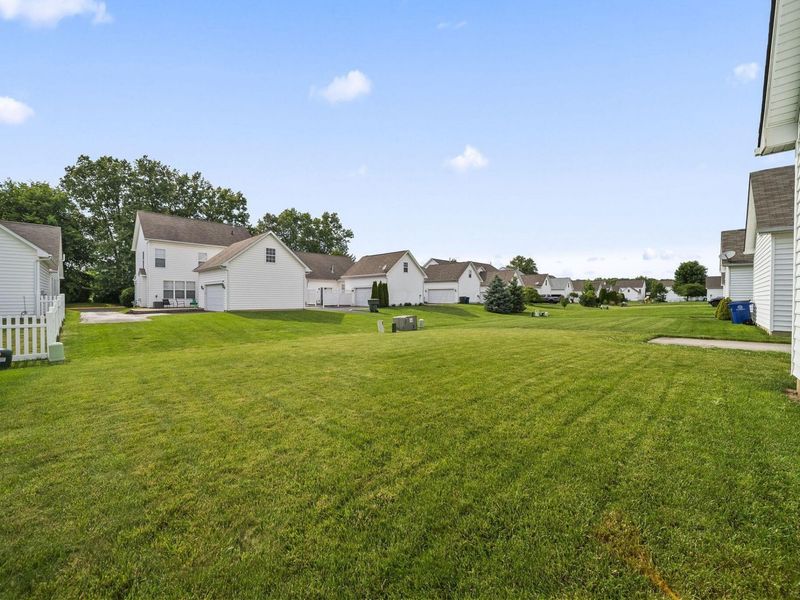3997 Peregrine Pass Drive, Columbus, OH 43230 Photo 37
