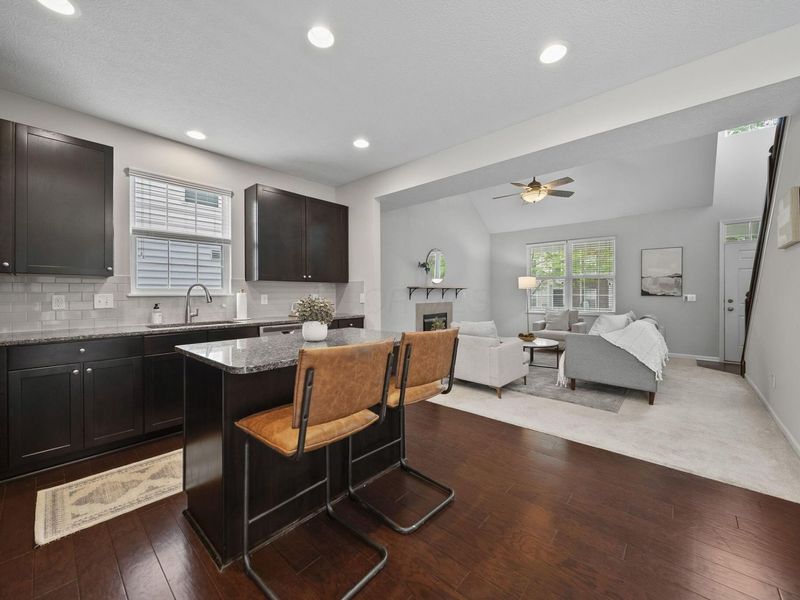3997 Peregrine Pass Drive, Columbus, OH 43230 Photo 8