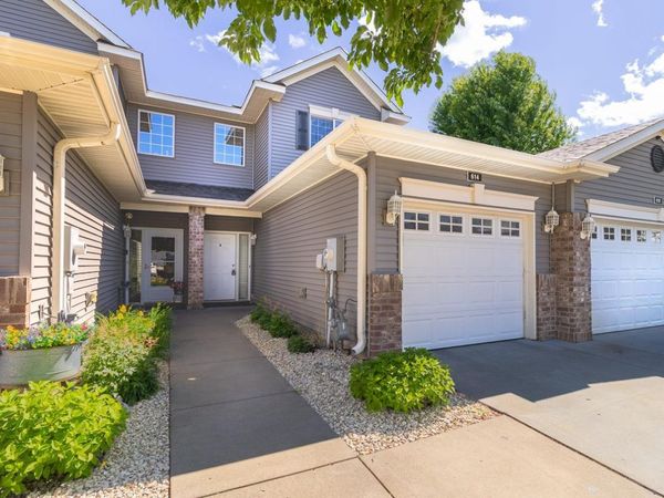 614 Southbridge Drive , Northfield, MN 55057
