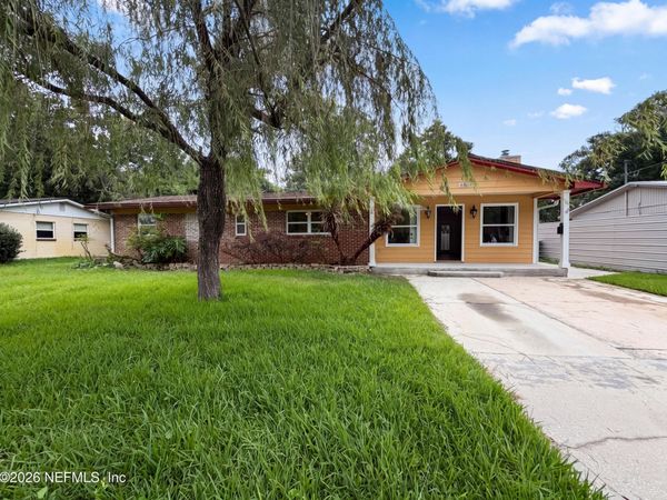 4429 BEGBIE Drive, Jacksonville, FL 32207