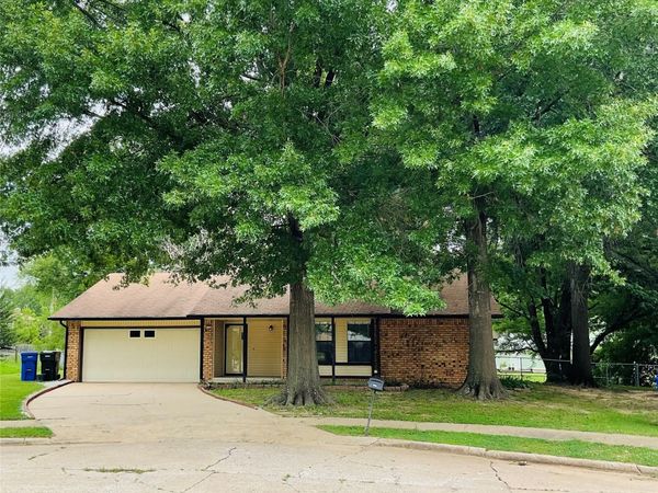 1101 W Vicksburg Place , Broken Arrow, OK 74011