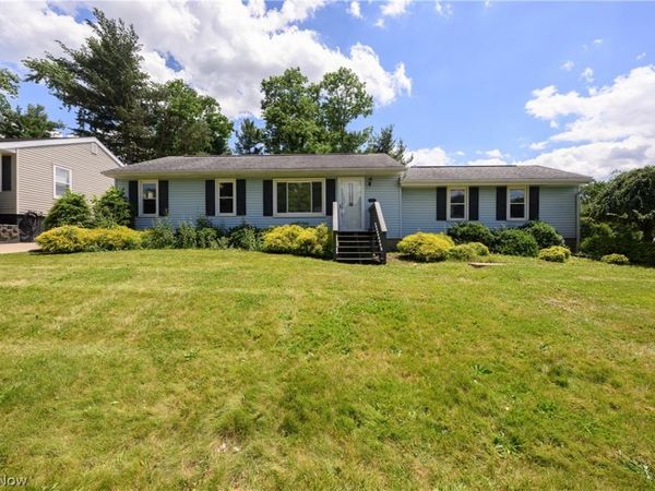 254 Ohio Avenue NW, New Philadelphia, OH 44663