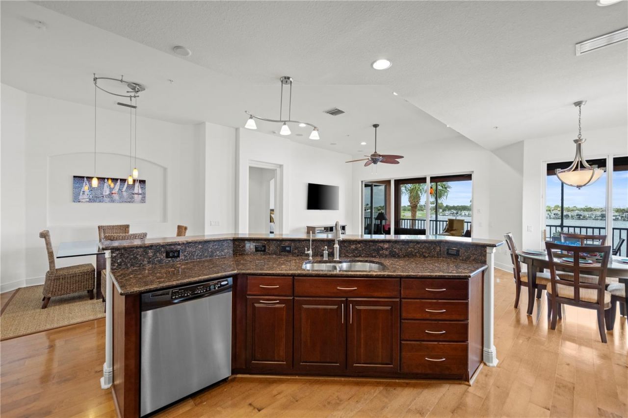 1139 Riverscape Street , Unit 2, Bradenton, FL 34208 Photo