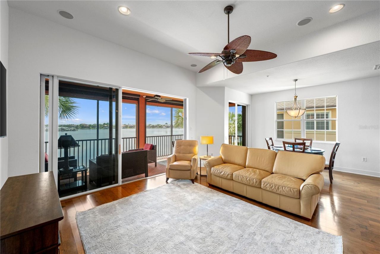 1139 Riverscape Street , Unit 2, Bradenton, FL 34208 Photo