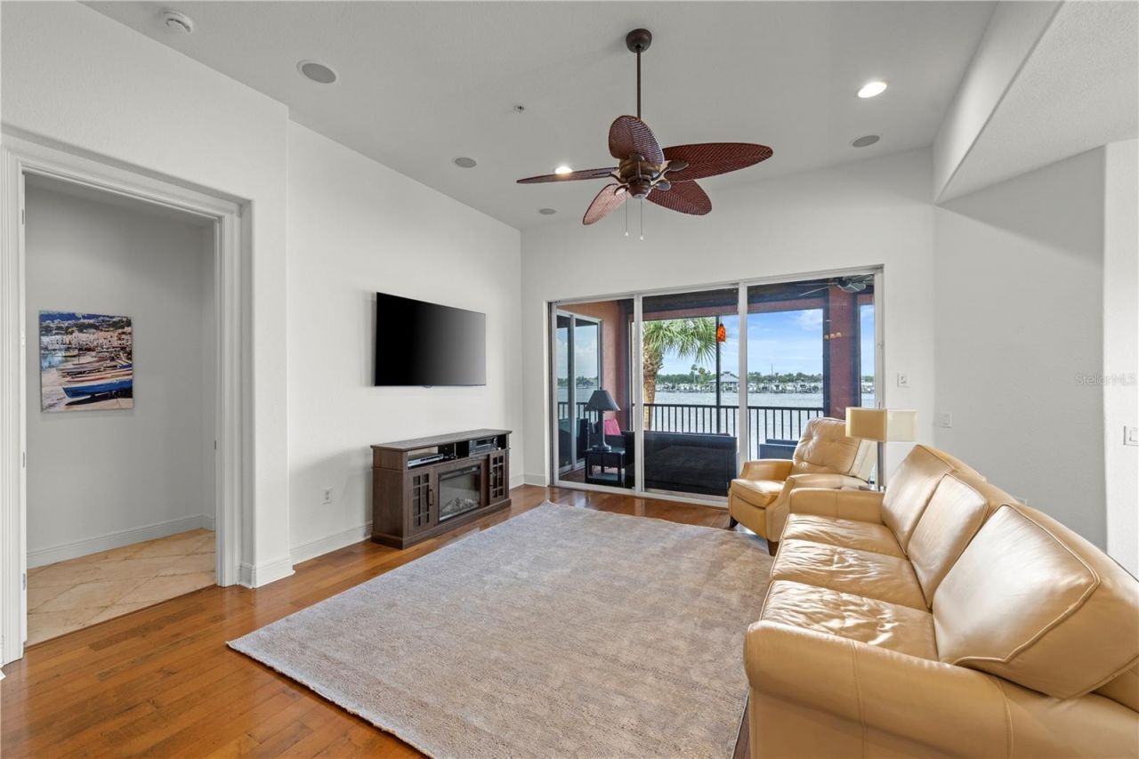 1139 Riverscape Street , Unit 2, Bradenton, FL 34208 Photo