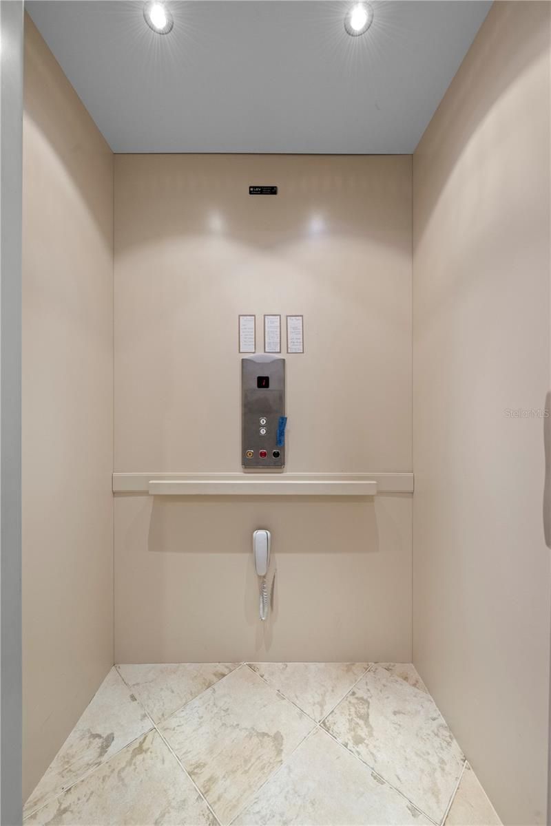 1139 Riverscape Street , Unit 2, Bradenton, FL 34208 Photo