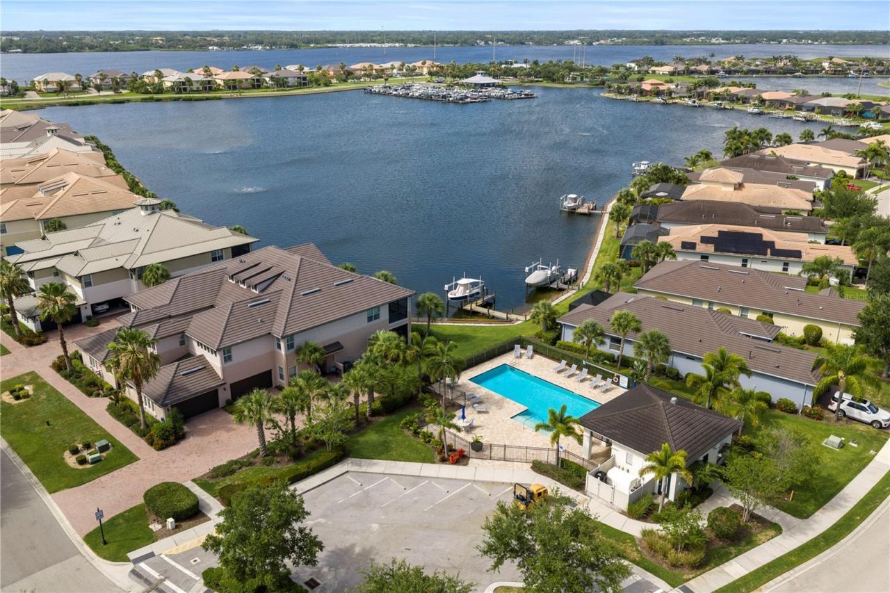 1139 Riverscape Street , Unit 2, Bradenton, FL 34208 Photo