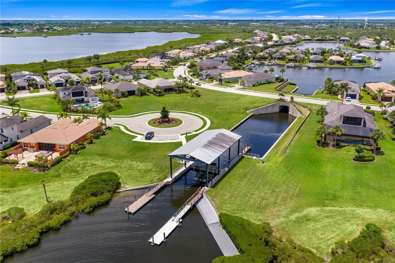 1139 Riverscape Street , Unit 2, Bradenton, FL 34208 Photo