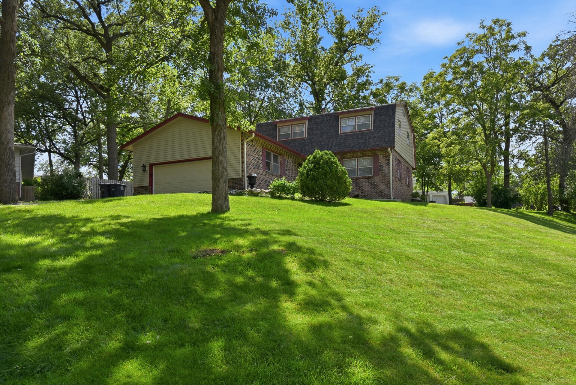 18 Scarlet Oaks Road, Council Bluffs, IA 51503 Main Photo