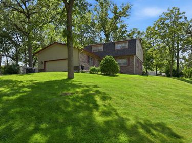 18 SCARLET OAKS Road, COUNCIL BLUFFS, IA 51503