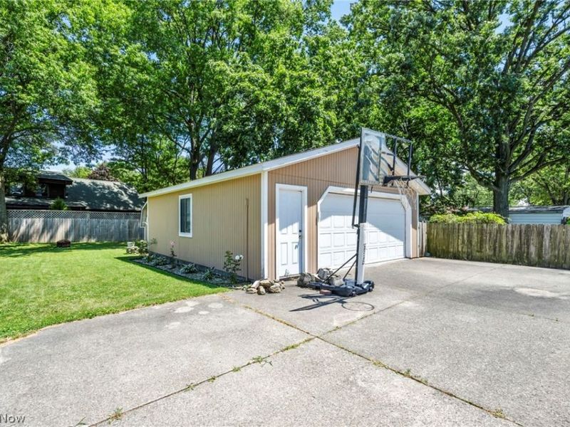 517 Gulf Road, Elyria, OH 44035 Photo 42