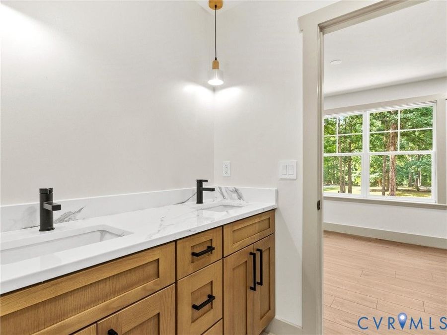 Property Image 64