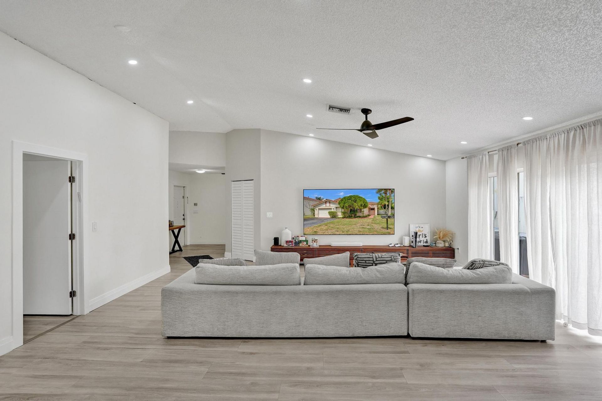 13525 NW 5th Court, Plantation, FL 33325 Photo