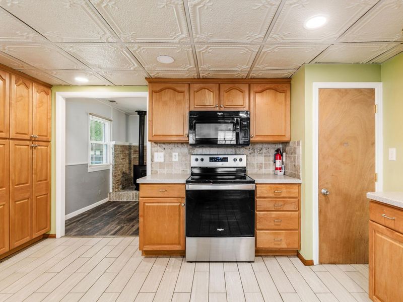 4513 Saint Ann Lane, Whitehall, OH 43213 Photo 12