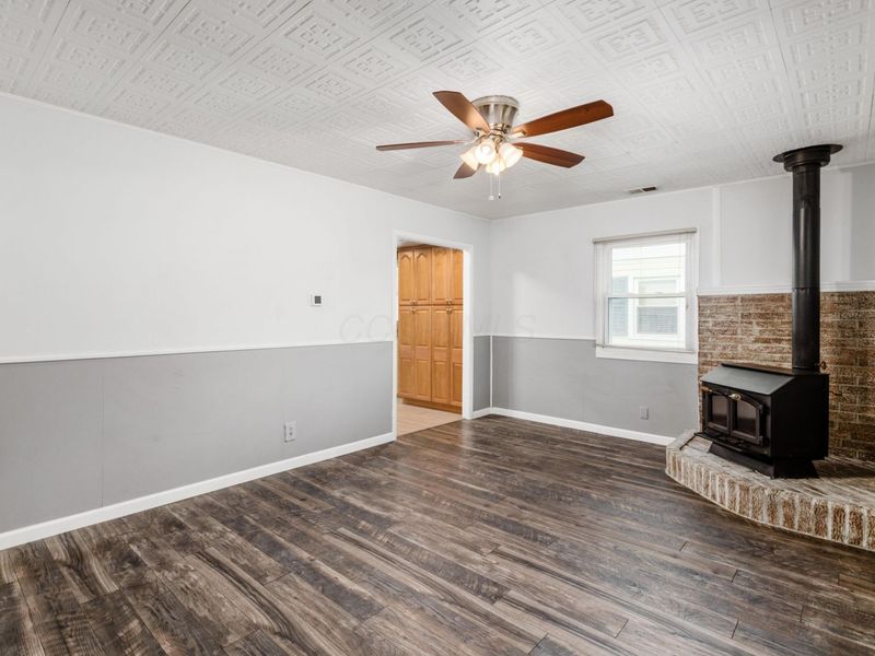 4513 Saint Ann Lane, Whitehall, OH 43213 Photo 6