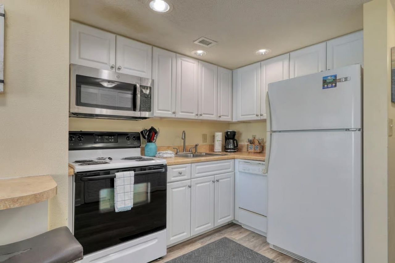 2501 S Ocean Blvd.  Photo 9