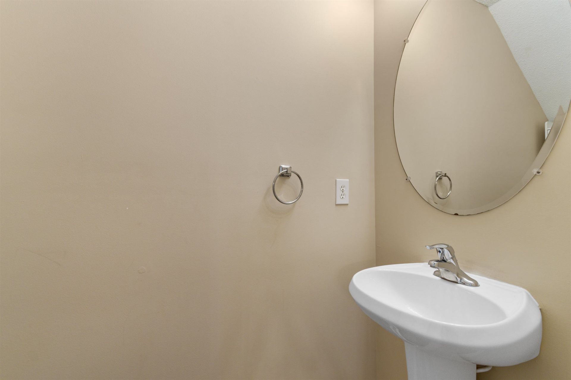 625 Riverward Dr. Photo 15