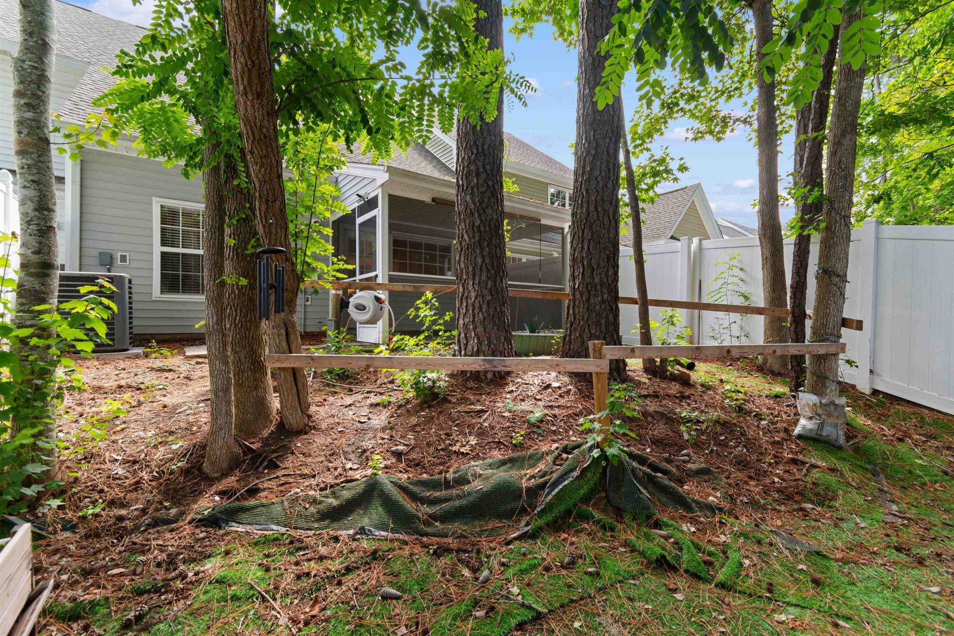 625 Riverward Dr. Photo 19