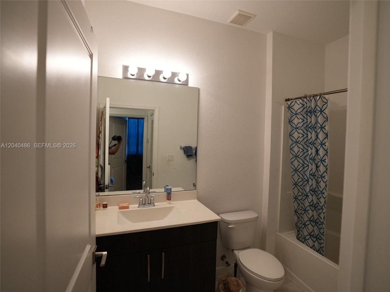 4037 NW 10th Pl , Lauderhill, FL 33313 Photo