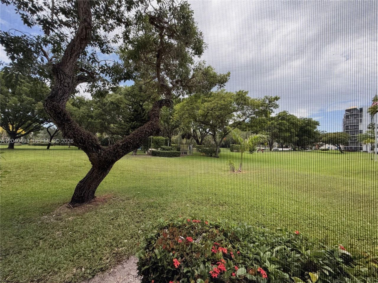 20500 W Country Club Dr, Unit 109, Aventura, FL 33180 Photo