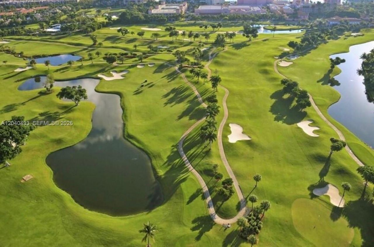 20500 W Country Club Dr, Unit 109, Aventura, FL 33180 Photo