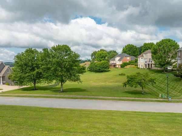 115 Sun Chase Court, Gray, TN 37615