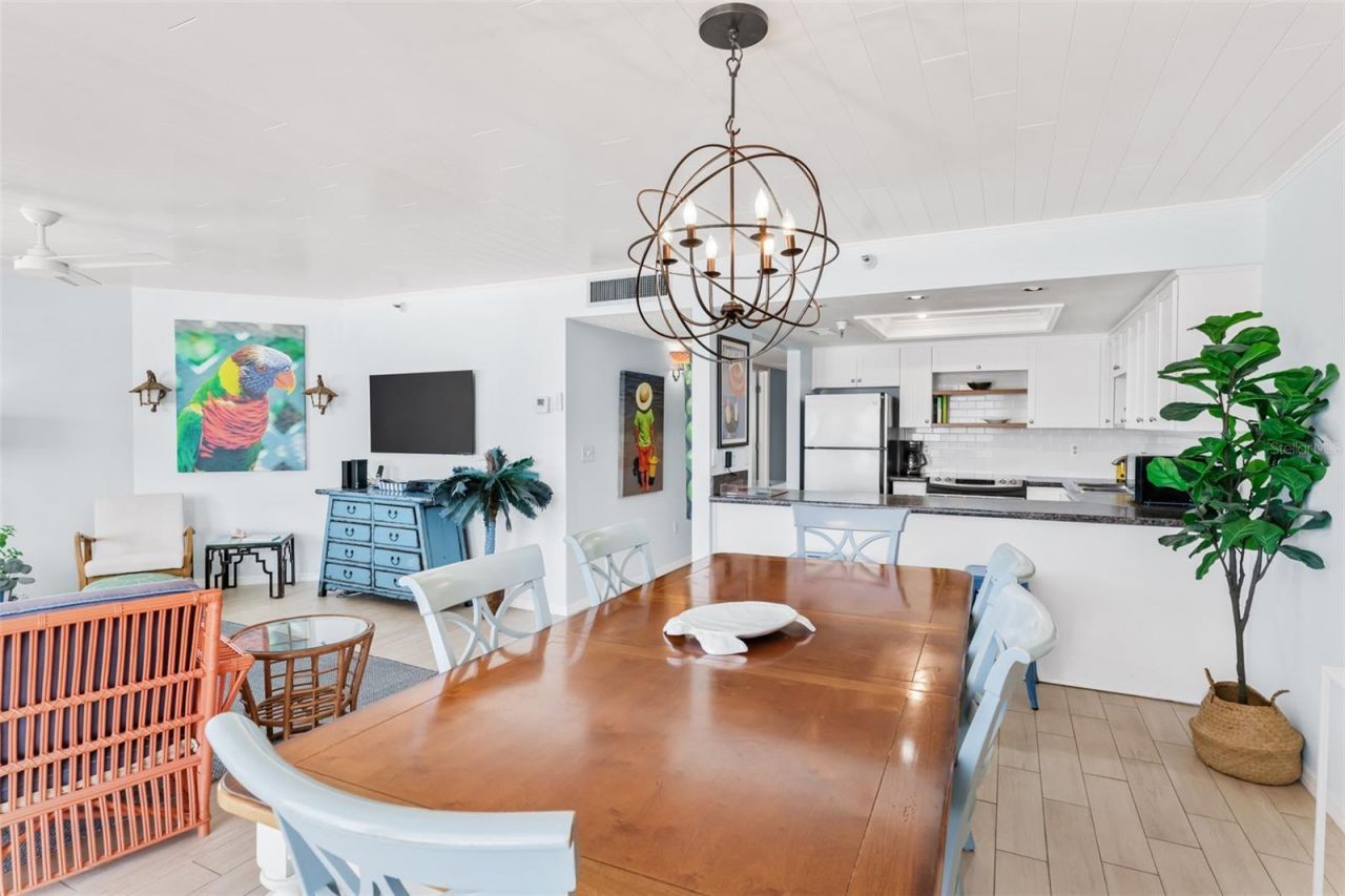17334 Gulf Boulevard, Unit 203, North Redington Beach, FL 33708 Photo
