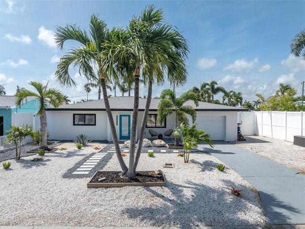 855 BOCA CIEGA ISLE DRIVE , ST PETE BEACH, FL 33706