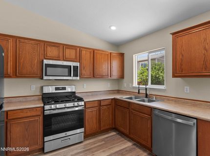 18327 Vineyard Court, Reno, NV 89508 Photo