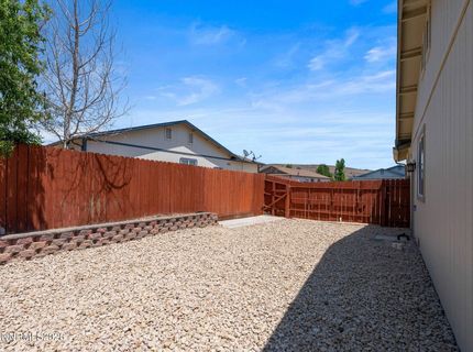 18327 Vineyard Court, Reno, NV 89508 Photo
