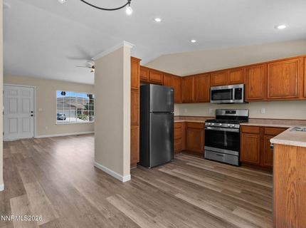18327 Vineyard Court, Reno, NV 89508 Photo